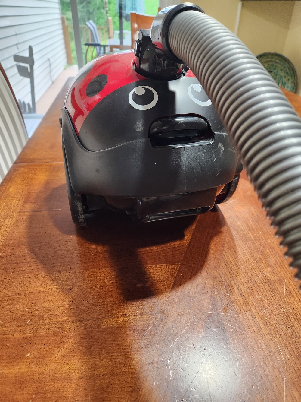 Red Ladybug-Style Vacuum Cleaner Works Great No Bags Retractable Cord. - Picture 5 of 14
